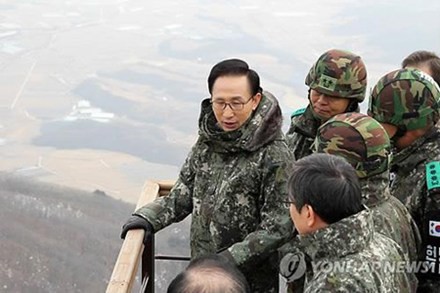 Tổng thống Hàn Quốc thăm đơn vị quân đội gần biên giới giáo Bắc Triều Tiên (ảnh minh hoạ)